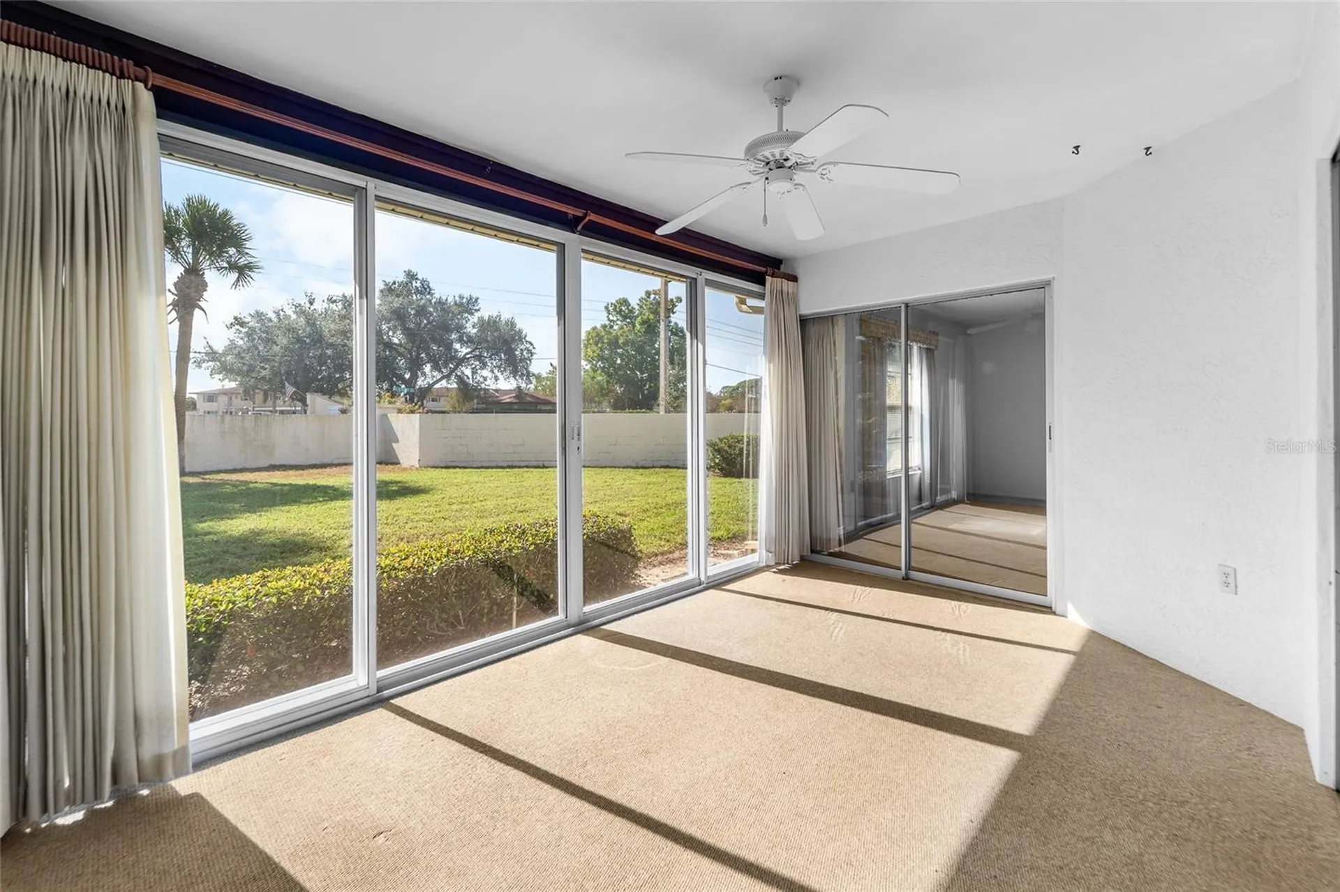 4299 Oakhurst Circle E Sarasota FL 34233