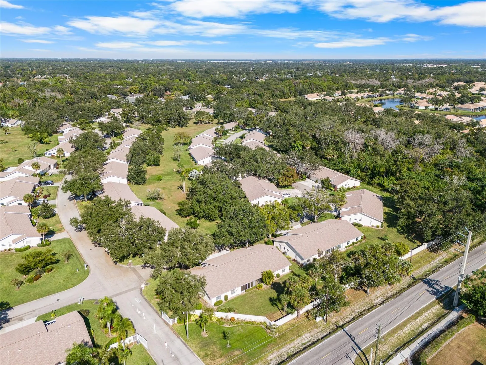 4299 Oakhurst Circle E Sarasota FL 34233