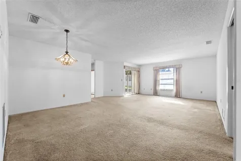 4299 Oakhurst Circle E Sarasota FL 34233