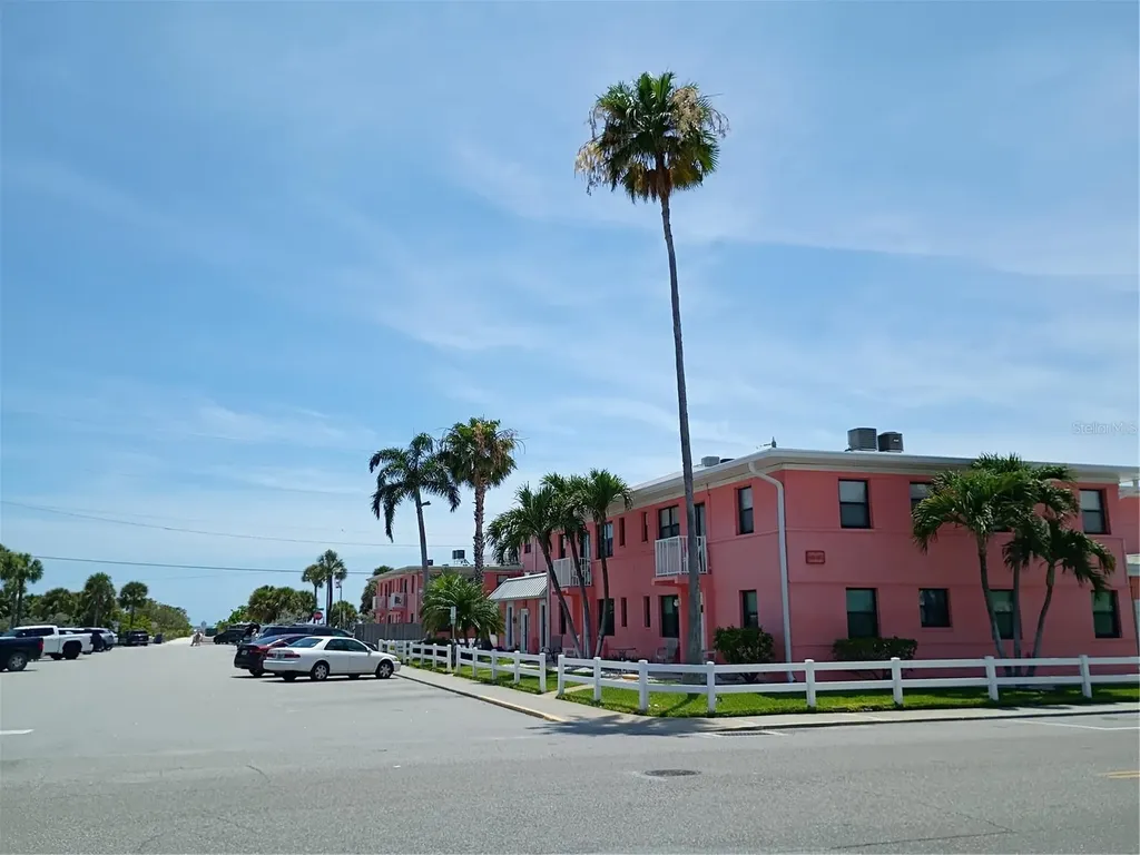 6800 Sunset Way St Pete Beach FL 33706