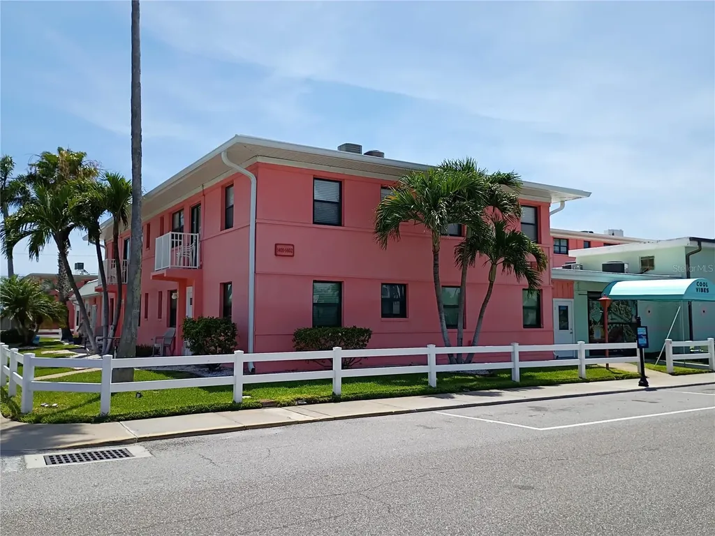 6800 Sunset Way St Pete Beach FL 33706
