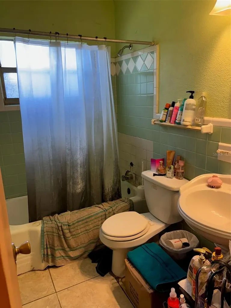 1602 Bren Lee Court Orlando FL 32805