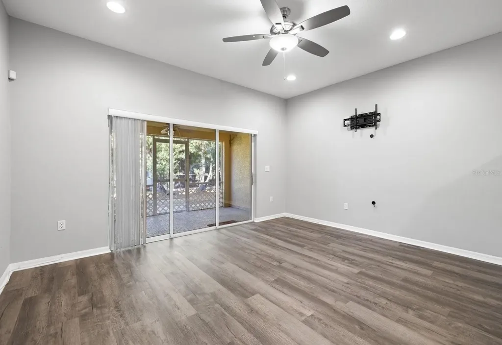 11231 Kapok Grand Circle St Petersburg FL 33708