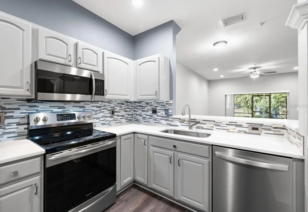11231 Kapok Grand Circle St Petersburg FL 33708