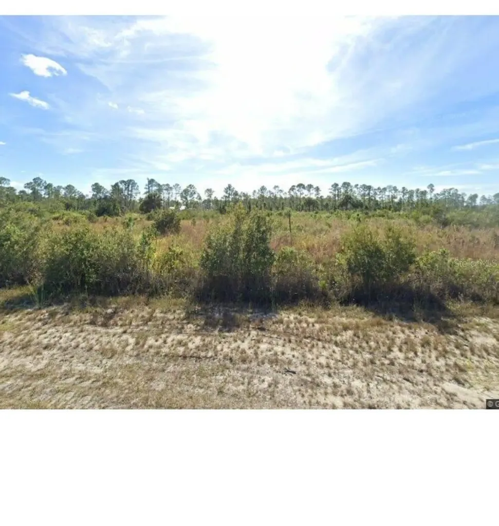 401 Portulaca Drive Indian Lake Estates FL 33855