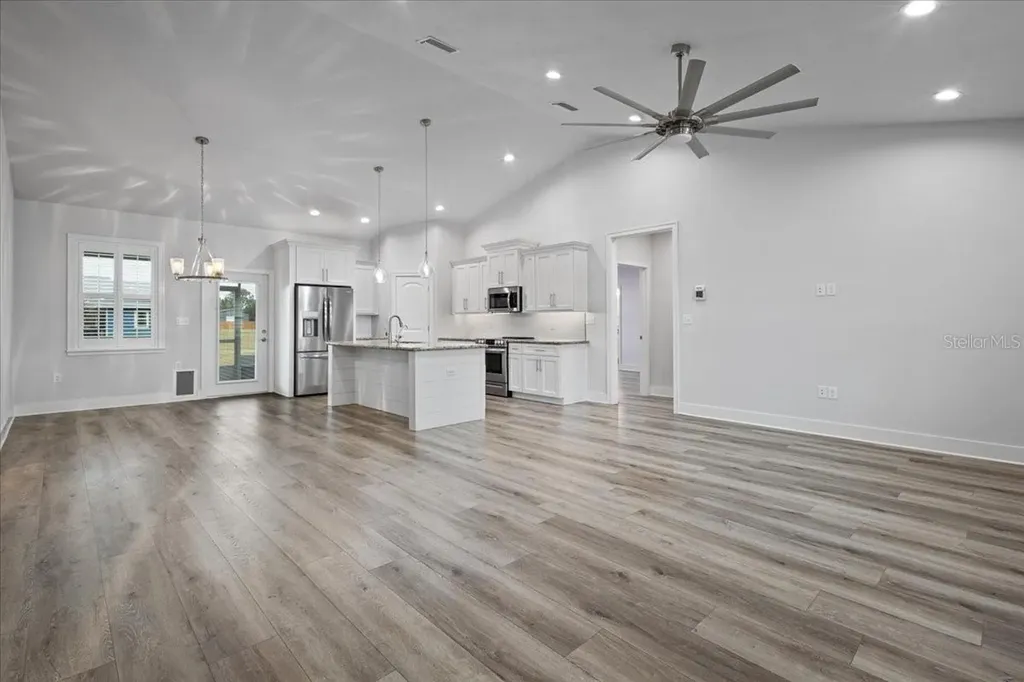 222 SW 22nd Avenue Trenton FL 32693