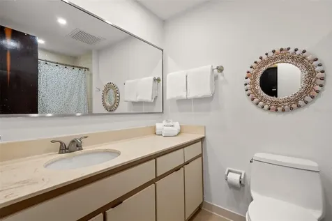 180 Crescent Cove Cove SE Humacao PR 00791