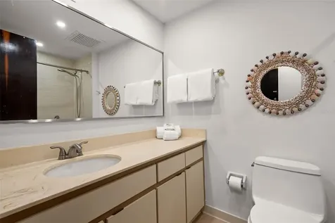 180 Crescent Cove Cove SE Humacao PR 00791