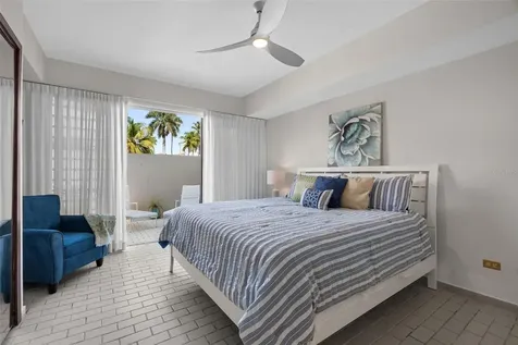 180 Crescent Cove Cove SE Humacao PR 00791