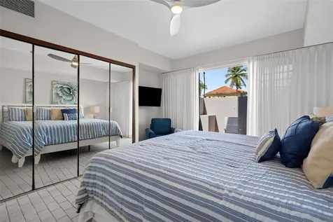 180 Crescent Cove Cove SE Humacao PR 00791