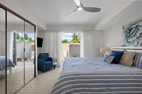 180 Crescent Cove Cove SE Humacao PR 00791