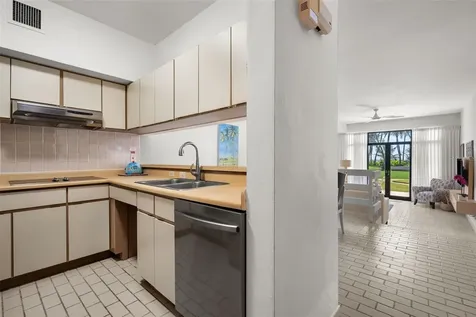 180 Crescent Cove Cove SE Humacao PR 00791