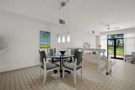 180 Crescent Cove Cove SE Humacao PR 00791