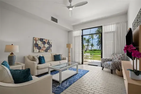 180 Crescent Cove Cove SE Humacao PR 00791