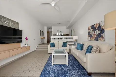 180 Crescent Cove Cove SE Humacao PR 00791