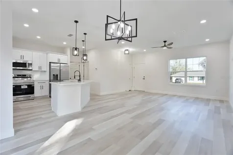 26 Hemlock Radial Loop Ocala FL 34472