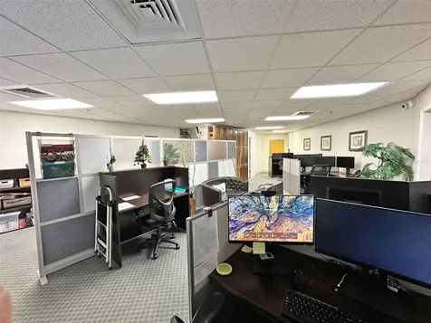 7800 Kingspointe Parkway Orlando FL 32819