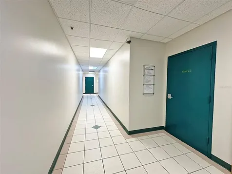 7800 Kingspointe Parkway Orlando FL 32819