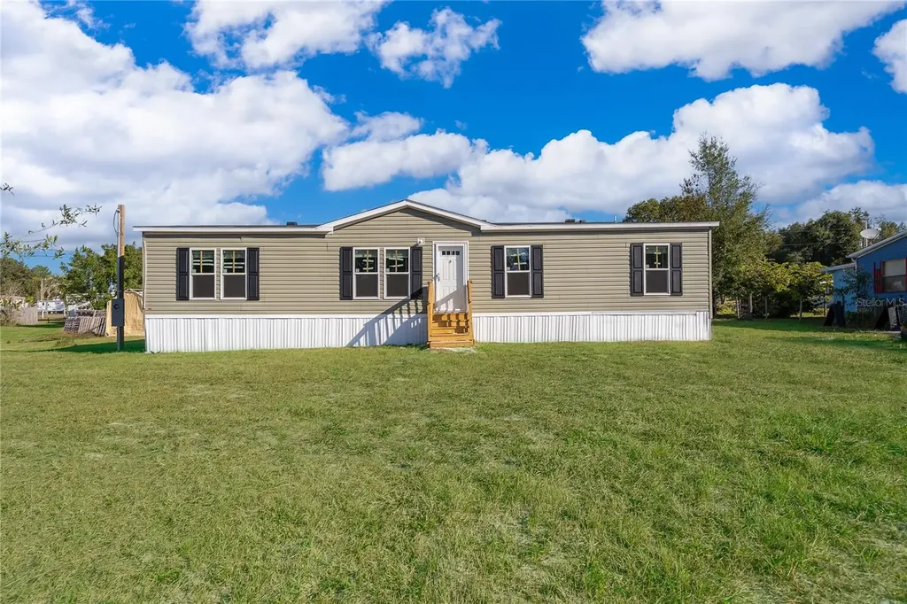 31811 Pine Drive Deland FL 32720