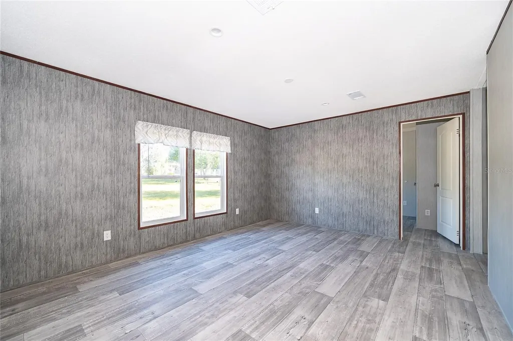 31811 Pine Drive Deland FL 32720