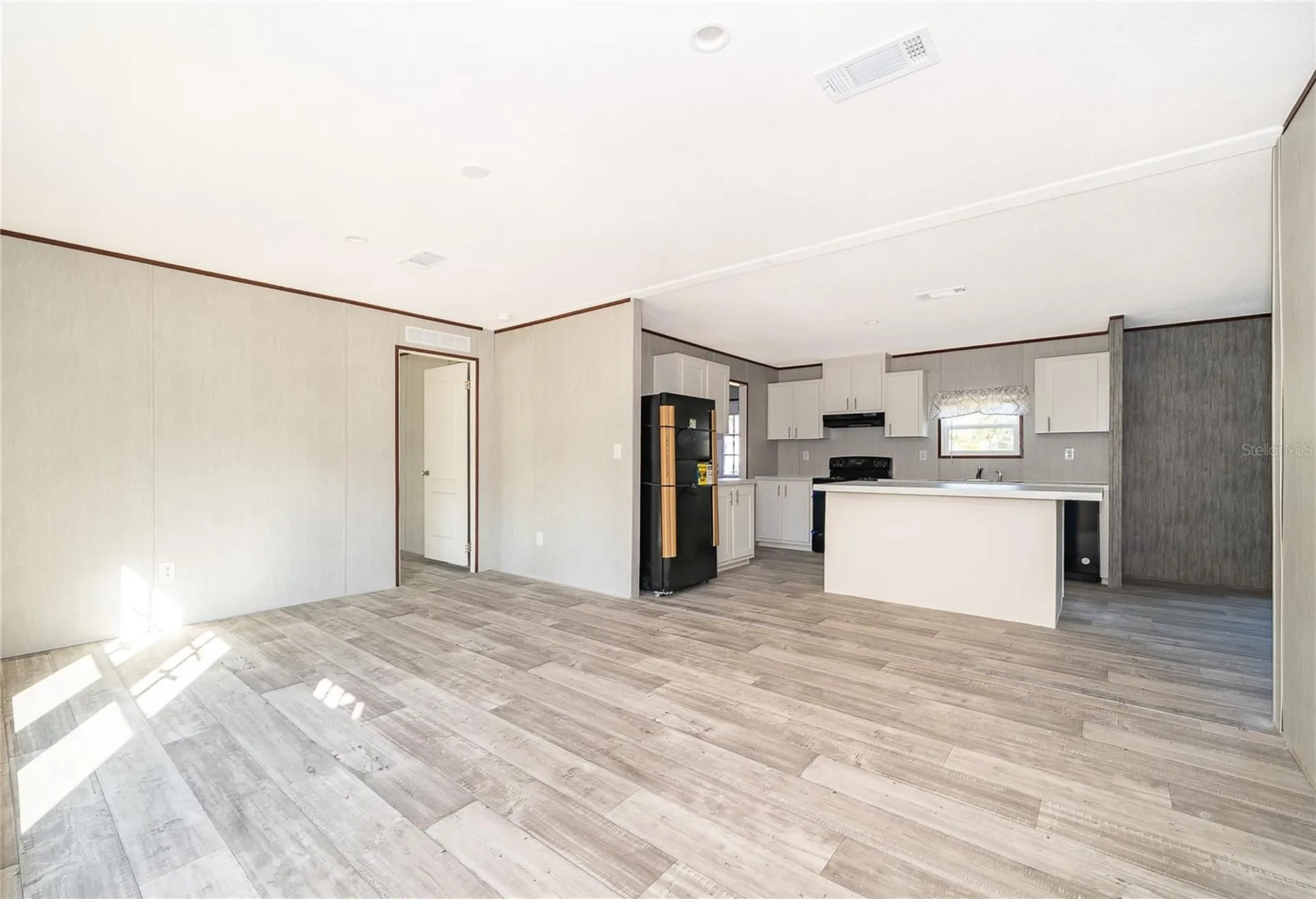 31811 Pine Drive Deland FL 32720
