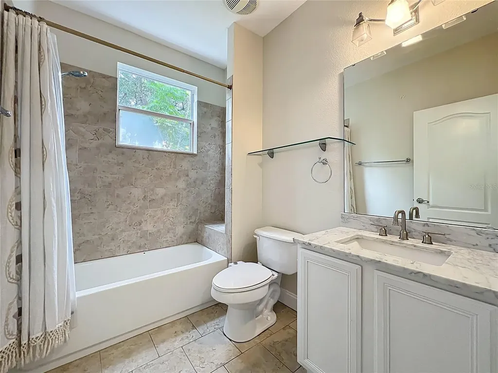 2806 E Washington Street Orlando FL 32803