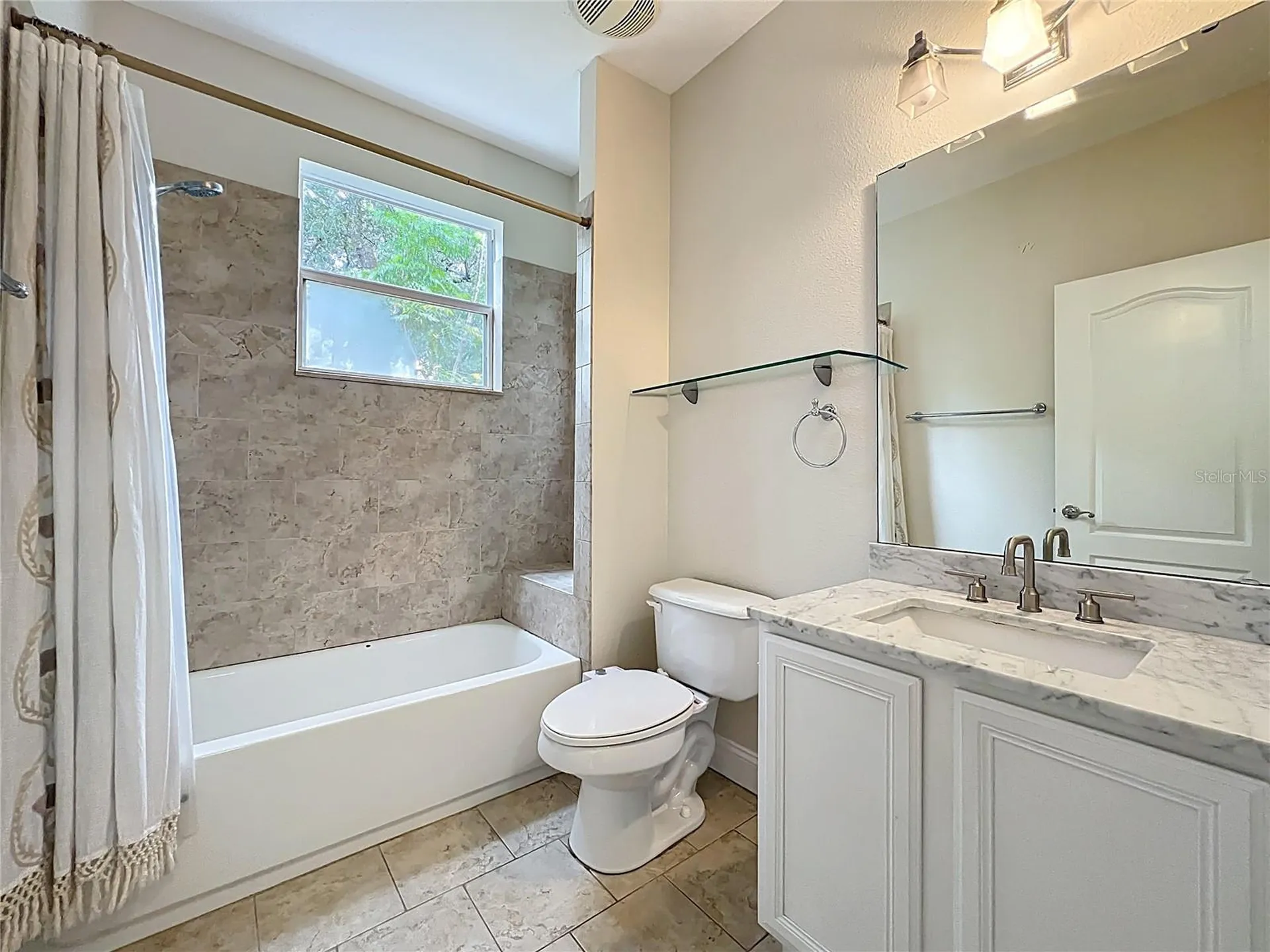 2806 E Washington Street Orlando FL 32803
