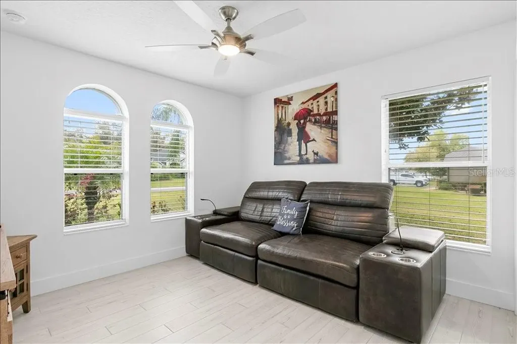 30912 Fairvista Drive Tavares FL 32778