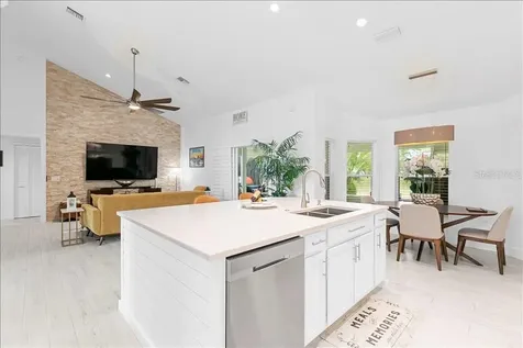 30912 Fairvista Drive Tavares FL 32778