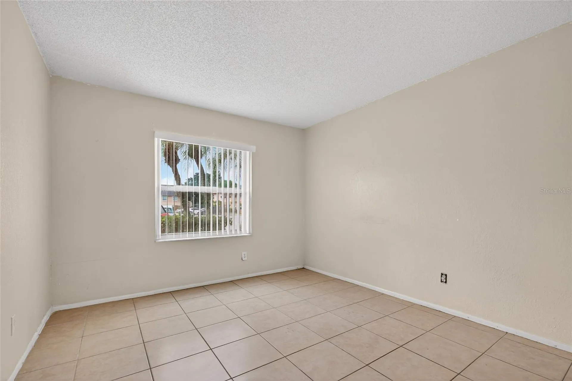 9825 Turf Way Orlando FL 32837