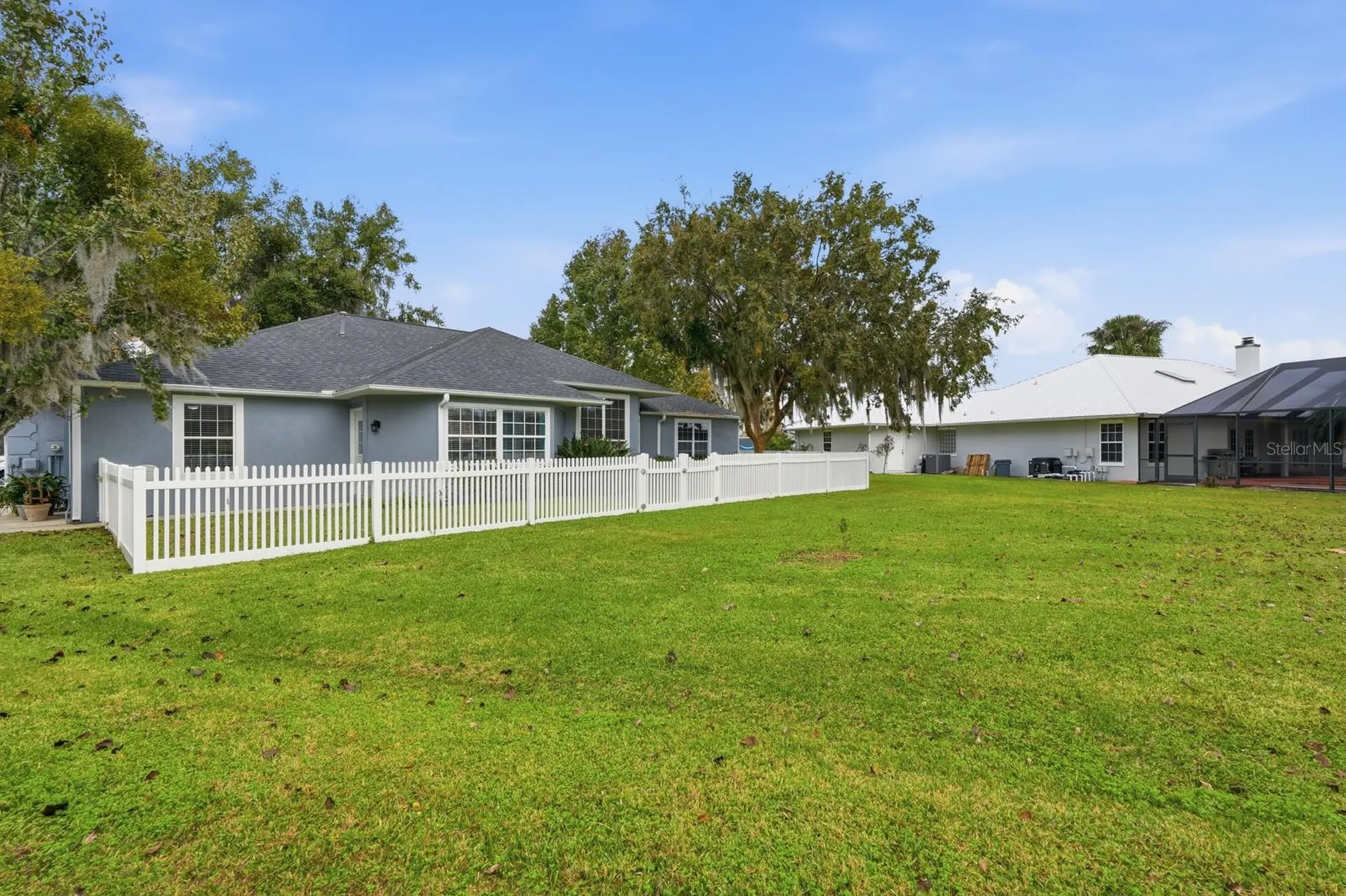 241 Crystal Cove Drive Palatka FL 32177