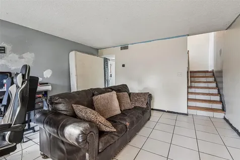 737 E Church Avenue Longwood FL 32750