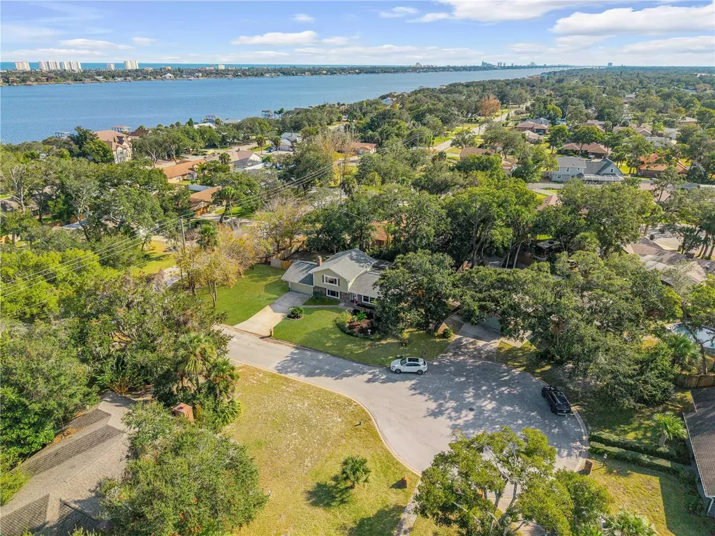 2 Red Cedar Court Ormond Beach FL 32174