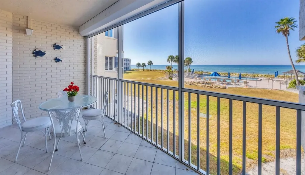 4825 Gulf Of Mexico Drive Longboat Key FL 34228