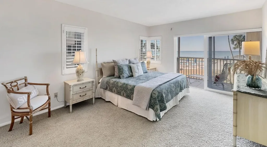 4825 Gulf Of Mexico Drive Longboat Key FL 34228