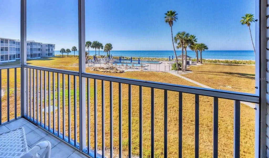 4825 Gulf Of Mexico Drive Longboat Key FL 34228