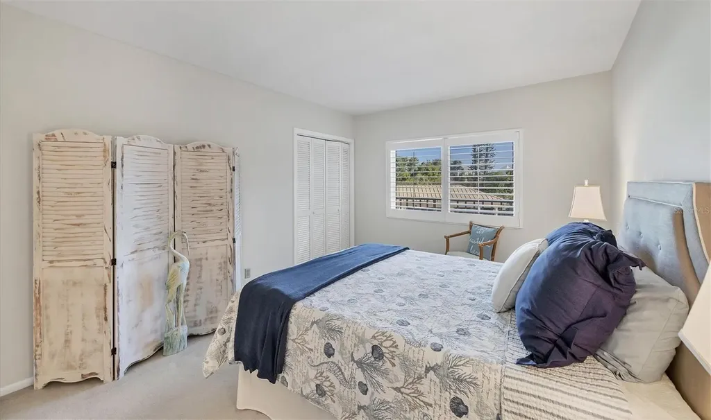 4825 Gulf Of Mexico Drive Longboat Key FL 34228