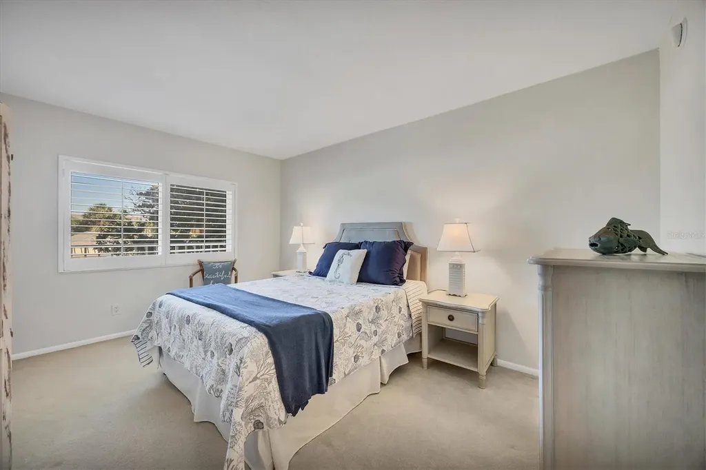4825 Gulf Of Mexico Drive Longboat Key FL 34228