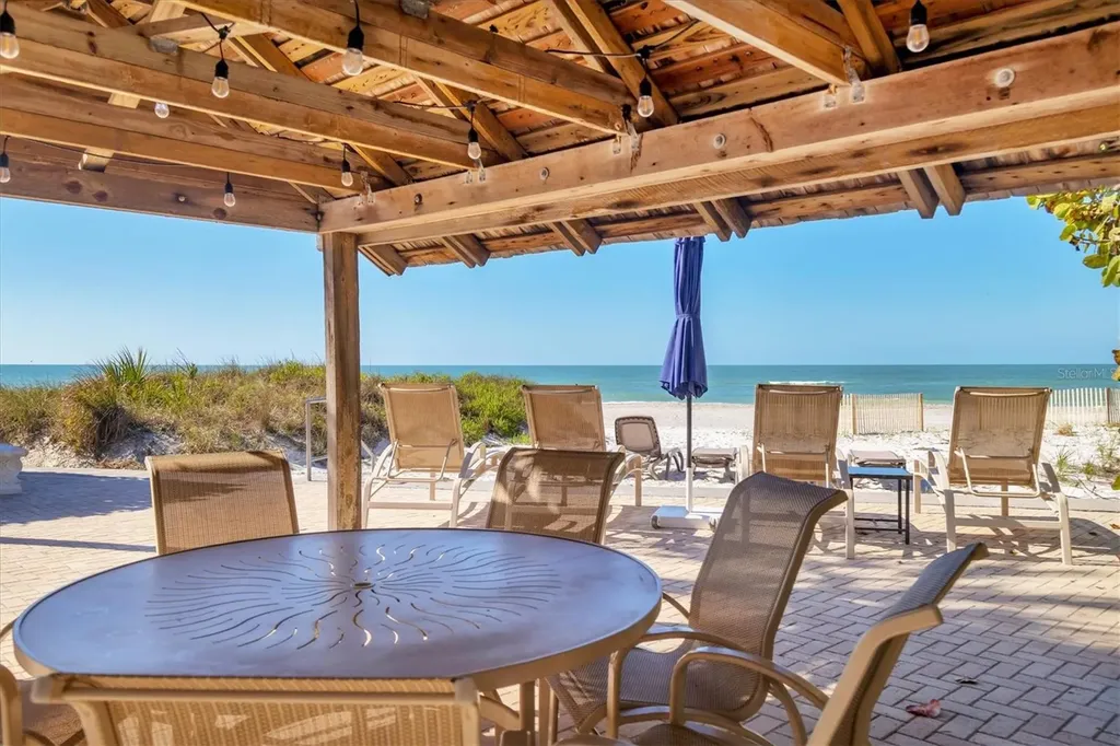 4825 Gulf Of Mexico Drive Longboat Key FL 34228
