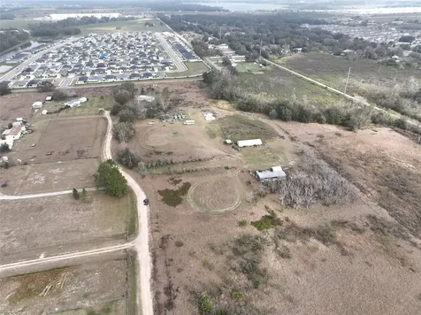 307 & 317 Skyblue Lane Auburndale FL 33823