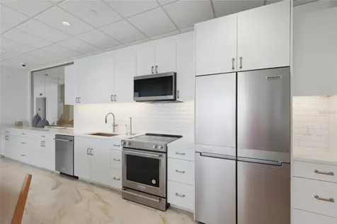 1750 Benjamin Franklin Drive Sarasota FL 34236