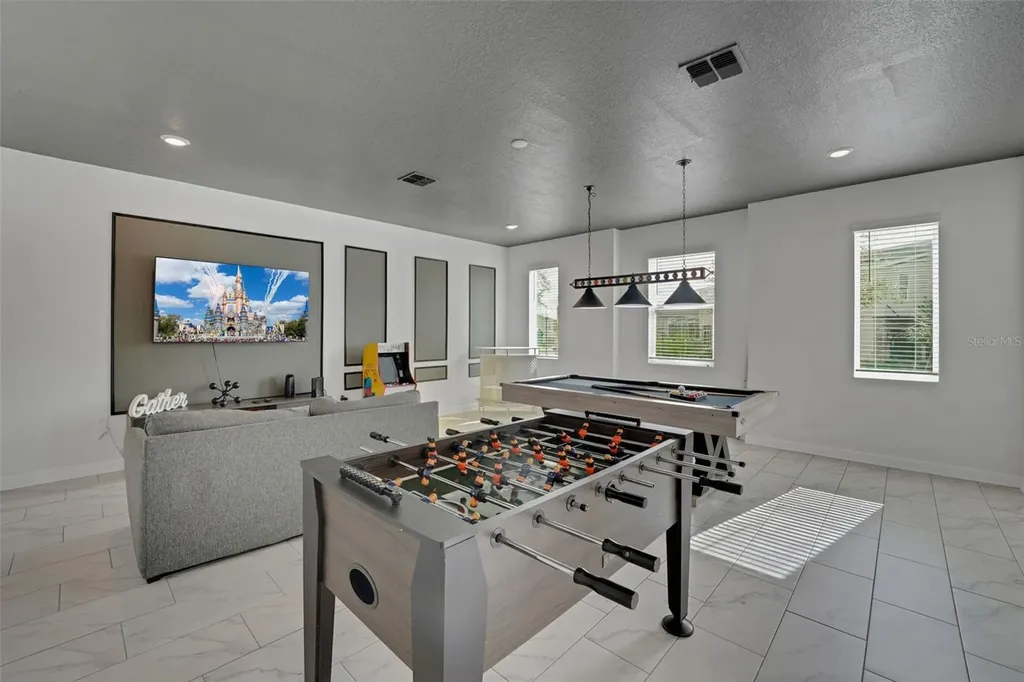 9262 Sommerset Hills Drive Davenport FL 33896
