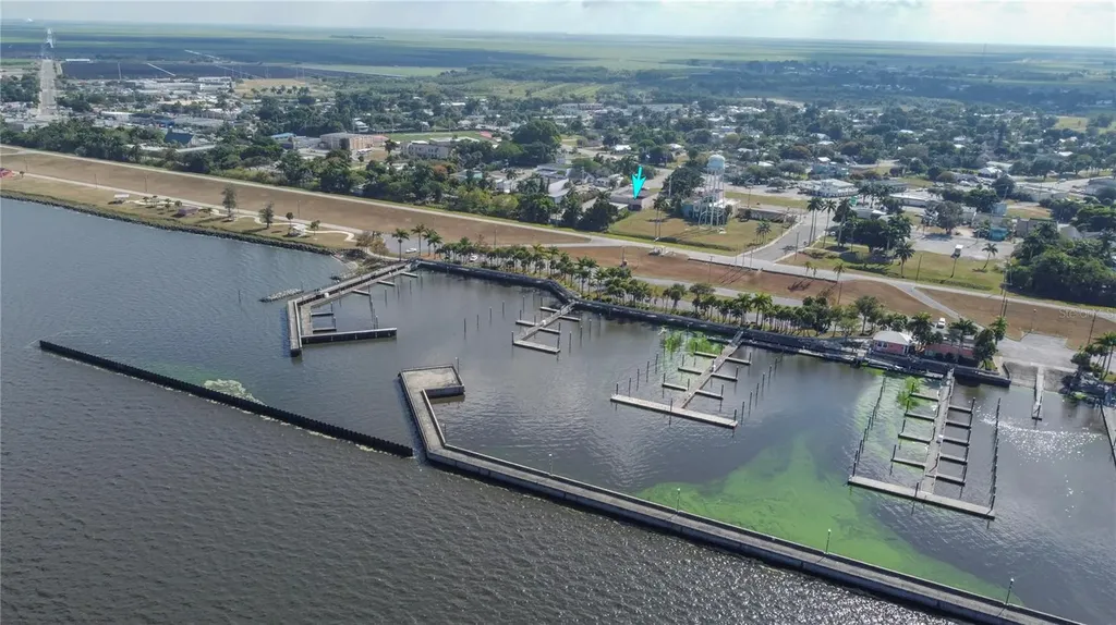 185 E Main Street Pahokee FL 33476