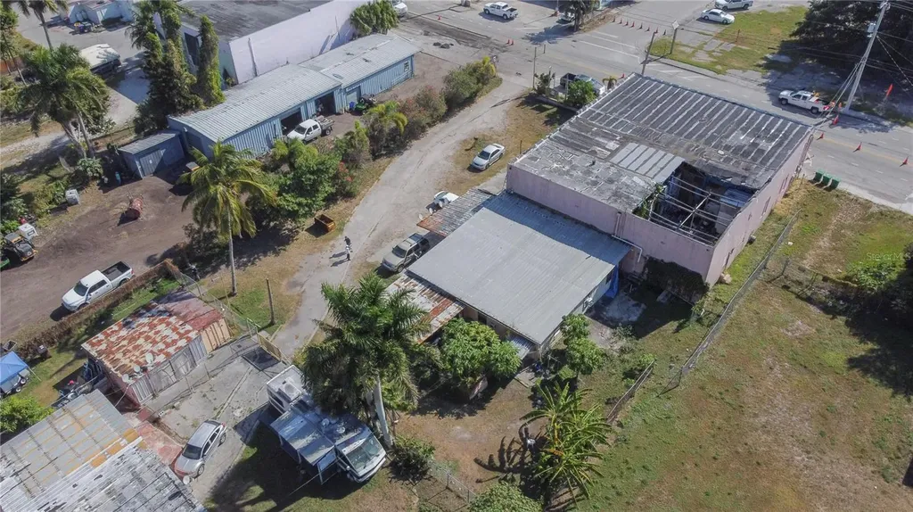 185 E Main Street Pahokee FL 33476