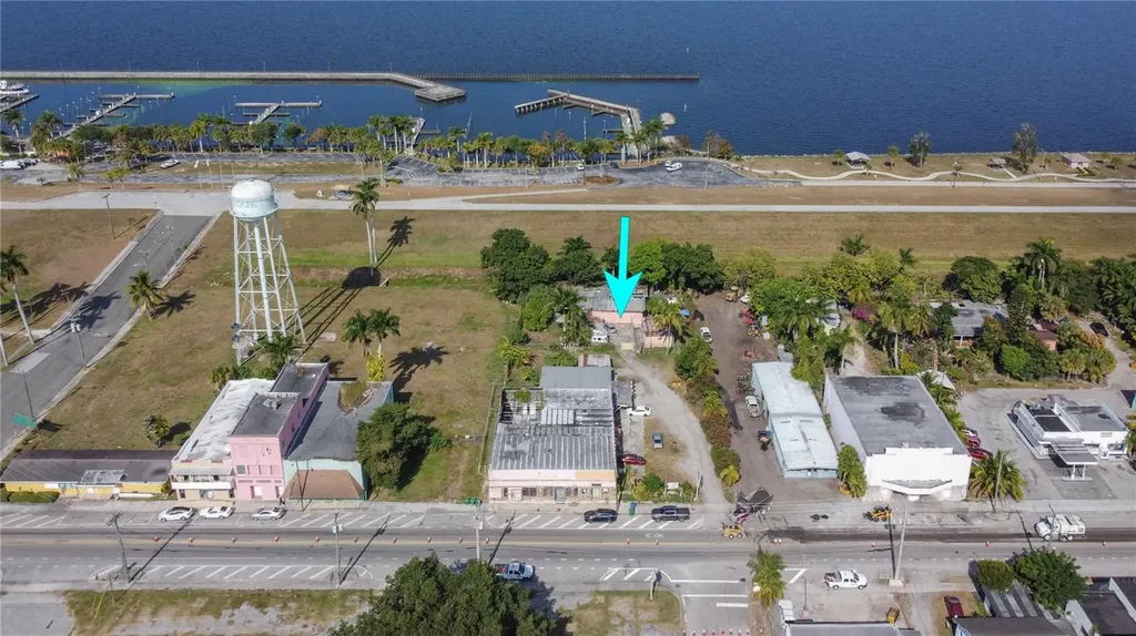 185 E Main Street Pahokee FL 33476