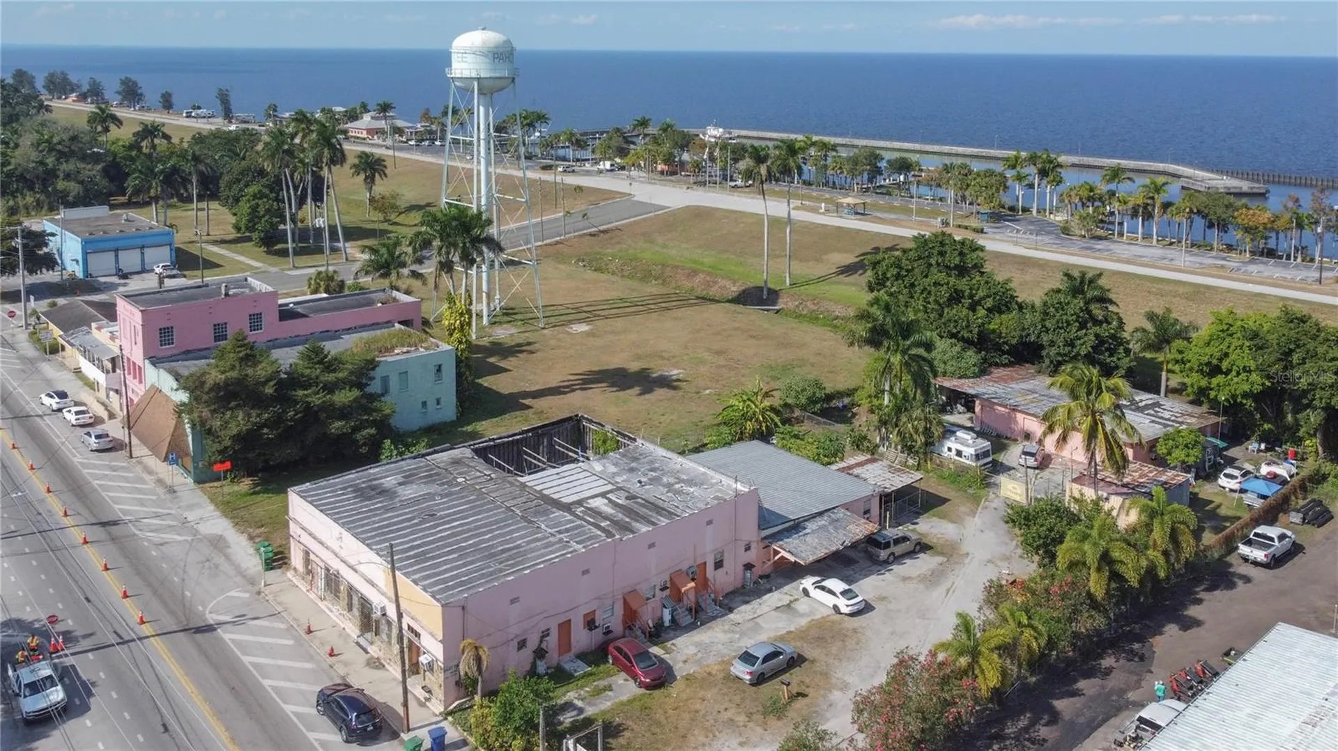 185 E Main Street Pahokee FL 33476