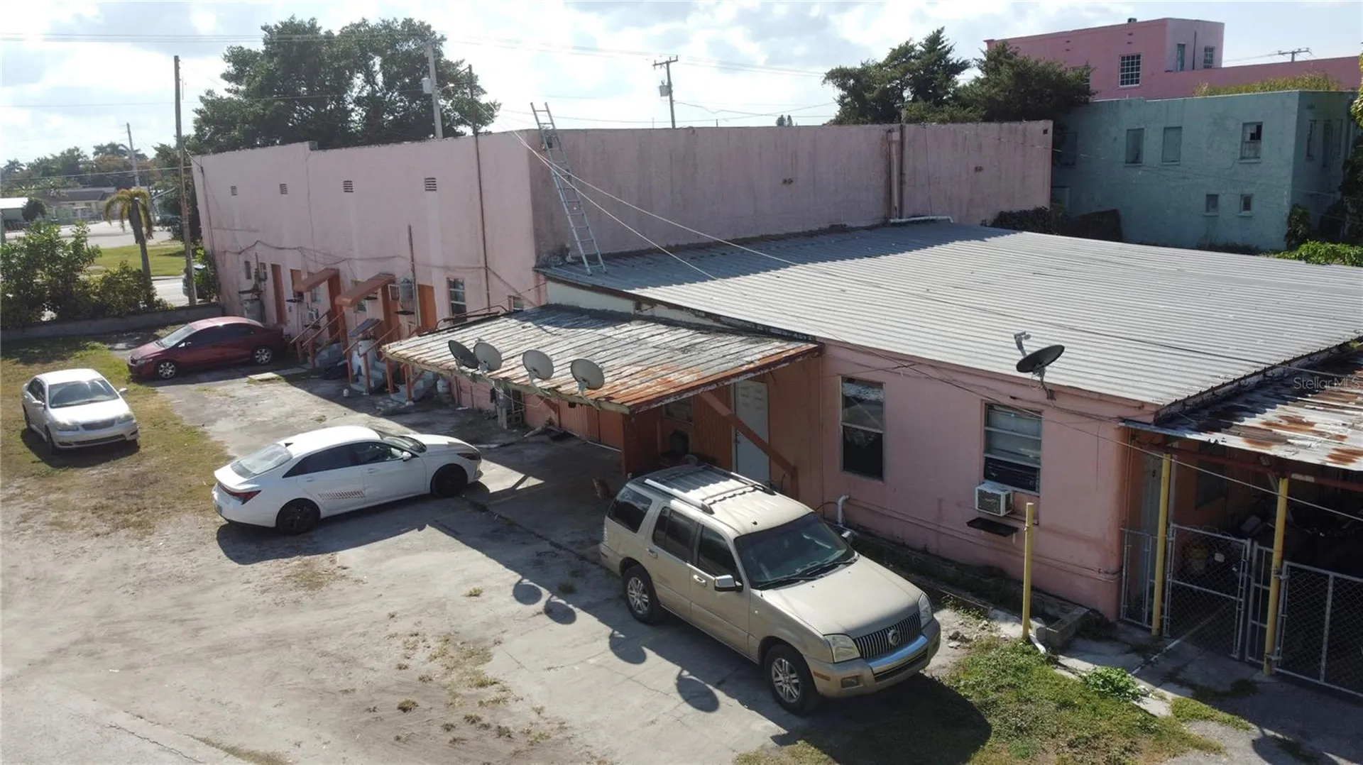 185 E Main Street Pahokee FL 33476