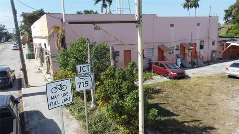 185 E Main Street Pahokee FL 33476