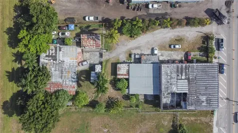185 E Main Street Pahokee FL 33476