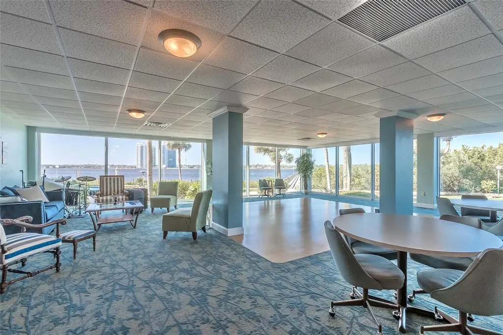 935 N Halifax Avenue Daytona Beach FL 32118